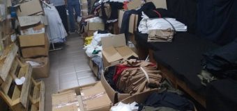 Mai multe loturi de îmbrăcăminte urmau a fi plasate pe piața autohtonă, deși erau destinate reexportului