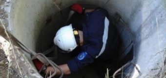 O femeie de 75 de ani a fost salvată dintr-o fântână