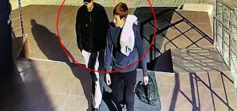 Doi bărbați sunt suspectați de furtul unui instrument dintr-un magazin de construcție