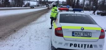 Poliția: Fluxul de transport este sporit la intrările în Chişinău