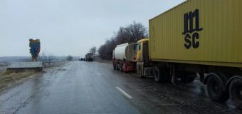 Circulația camioanelor pe un traseu național – sistată
