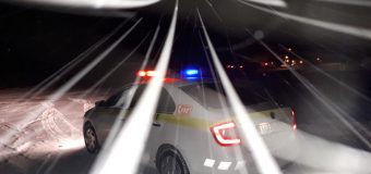 Intensificări ale vântului și ninsori. Recomandările Poliției!