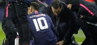 Neymar s-a accidentat și a ieșit plângând de pe teren. Ghinion teribil pentru starul lui PSG