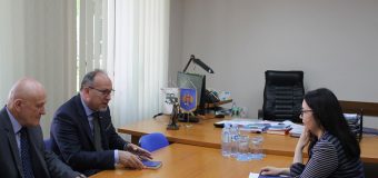 Președinta CEC și Ambasadorul României, la discuții despre alegerile europarlamentare