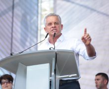 Plahotniuc: Am primit multe semnale și mesaje care confirmă că lumea nu mai suportă această bătaie de joc și își pune speranța într-o salvare, inclusiv își pune speranța în mine…