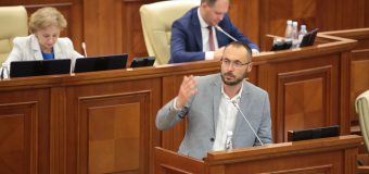 Sergiu Litvinenco și-a depus astăzi demisia din funcția de președinte al Comisiei juridice, numiri și imunități din cadrul Parlamentului