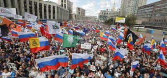 Peste 20.000 de manifestanţi au cerut, la Moscova, alegeri locale libere