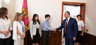 Studenți masteranzi din diasporă efectuează un stagiu de practică la Președinția R. Moldova