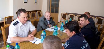 Șeful Poliției de Frontieră și șeful Inspectoratului Teritorial al Poliției de Frontieră Iași, la discuții