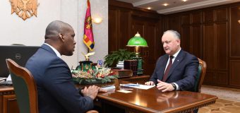 Dodon – la discuție cu Hogan, în cadrul căreia a fost informat despre o vizită!