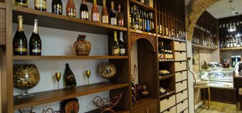 (FOTO) Vinoteca „Decanter”, inaugurată în inima capitalei