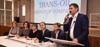 (FOTO) Compania „Trans Oil Group” desfășoară un turneu de șah printre juniori, în capitală