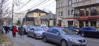 Restricții pentru parcarea automobilelor pe străzile din zona centrală a Chișinăului