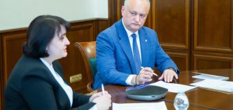 Se solicită demisia lui Chicu, Dodon și Dumbrăveanu!