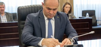 Întrebările PAS pentru ministrul Voicu: Este bine să-i transmitem problemele de care a fugit