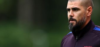 Victor Valdes, antrenor principal la o echipă din Spania!