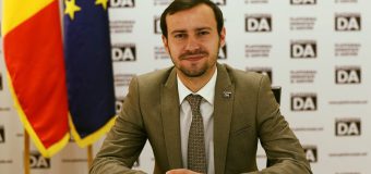 Dinu Plîngău: „Moloșag încurcă o instituție publică cu propriul său cabinet de avocatură”