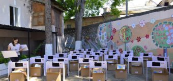 Donație de planșete, seturi pentru învățare și jucării pentru 30 de copii din Chișinău