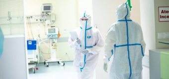 Începând cu 1 septembrie, salariul lucrătorilor medicali va fi majorat cu 30%