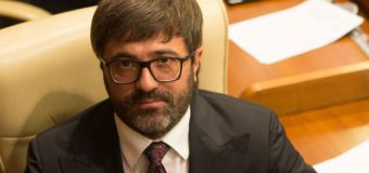 Fostul deputat Vladimir Andronachi a fost dat în căutare INTERPOL