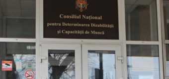 Zeci de persoane – nevoite să dea mită pentru acordarea gradelor de dizabilitate