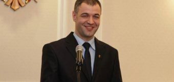 Octavian Țîcu, la CEC: Nu cred că pentru un partid, care are ambiții de a prelua guvernarea, ar trebui să fie o problemă colectarea a 15 mii de semnături