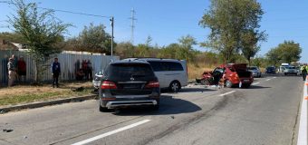 Grav accident în Capitală cu implicarea a 4 unități de transport. Un bărbat a decedat