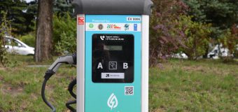 20 de stații de alimentare pentru automobilele electrice au fost instalate pe teritoriul Republicii Moldova – anunță AEE