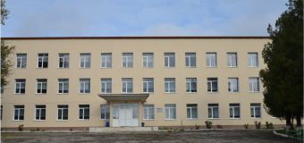 Colaboratorii AEE au efectuat o vizită pentru constatarea reabilitării termice a clădirii Gimnaziului „Ion Creangă” din satul Borceag