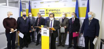Deputați ai Primului Parlament al RM: Tineri și tinere, cei care nu v-ați exprimat dreptul la vot, ori ați votat pentru alți candidați, veniți cu miile