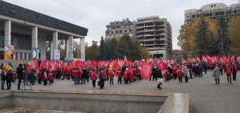 (VIDEO) Mitinguri în susținerea candidatului Igor Dodon, în capitală și-n centrele raionale