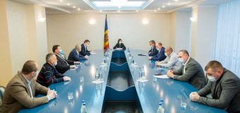 Maia Sandu a avut o discuție cu agricultorii