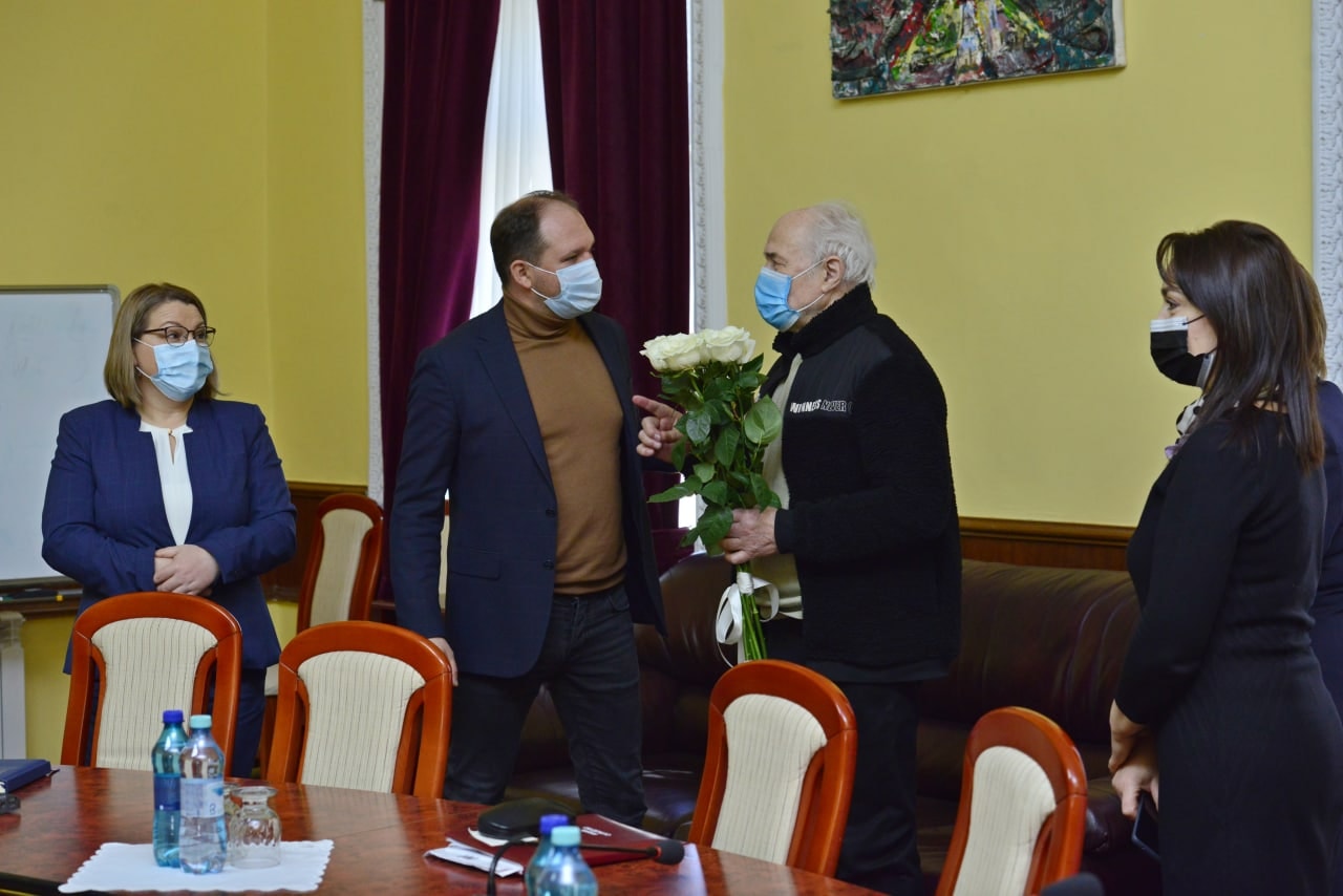 Compozitorul Eugen Doga – în vizită la Primăria Chișinău