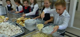 A fost creat un Grup de lucru care va monitoriza procesul de organizare a alimentației în școli