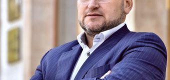 Andrei Negruţa: N-aș vrea ca politicienii de la guvernare să se comporte «как крысы в бочке»…
