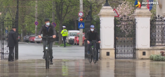 Preşedintele Klaus Iohannis – cu bicicleta spre Cotroceni în „Vinerea Verde”