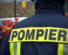 Pompierii au reușit să salveze un bărbat și sute de păsări în urma a două incendii produse la Ocnița și Strășeni