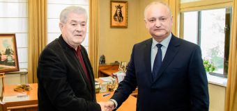 (FOTO) Dodon și Voronin au semnat pentru crearea Blocului Electoral al PSRM și PCRM