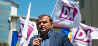 Andrei Năstase: CEC a sfidat justiția și a aprobat doar câte 5000 de buletine de vot pentru secțiile din străinătate, este o crimă
