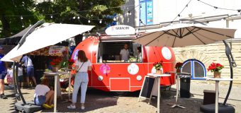 În capitală se desfășoară festivalul gastronomic „Street Food & Wine”
