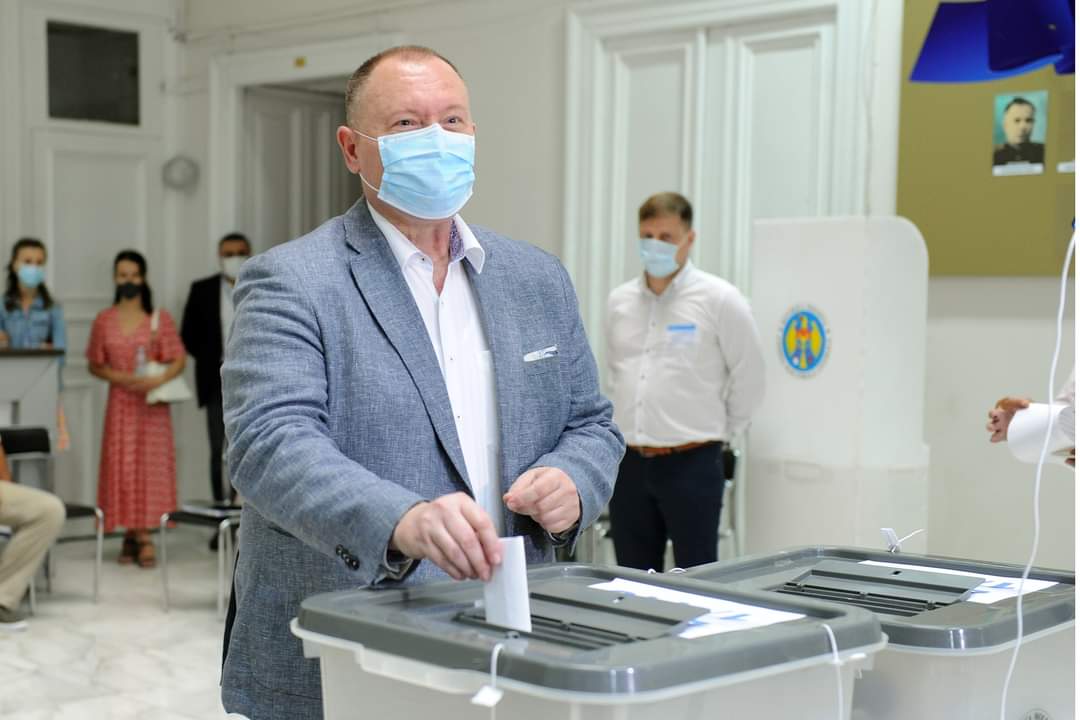 Ciocoi: Am votat pentru un sistem educațional performant