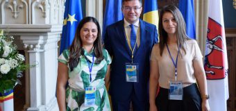 O delegație a Primăriei Capitalei participă la un Forumul Cultural Transfrontalier în România