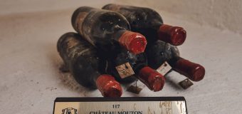 Vinuri produse în anii 1940, păstrate în colecția „Cricova”