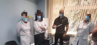 Poliția documentează mai multe centre care eliberează certificate Covid-19 false fără a vaccina persoanele