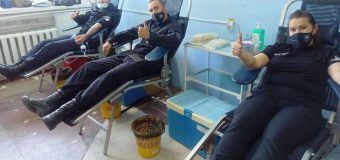 Peste 200 angajați ai Poliției de Frontieră au donat sânge