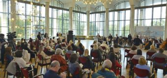 Au fost premiați cei mai buni profesori, învățători și educatori ai anului 2021 din capitală și suburbii