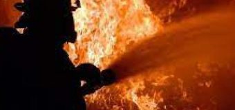 Incendiu într-o localitate din raionul Orhei. O casă nelocuibilă a luat foc
