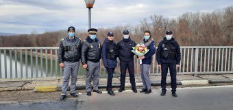 Polițiștii de frontieră și-au felicitat colegii de peste Prut, cu ocazia Zilei Naționale a României