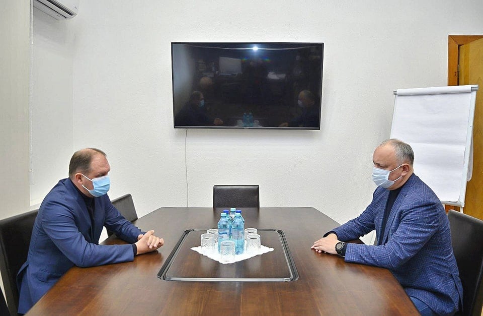 Ce a discutat Ion Ceban cu Igor Dodon