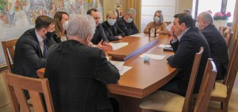 Blocul Comuniștilor și Socialiștilor inițiază consultări ample cu populația țării